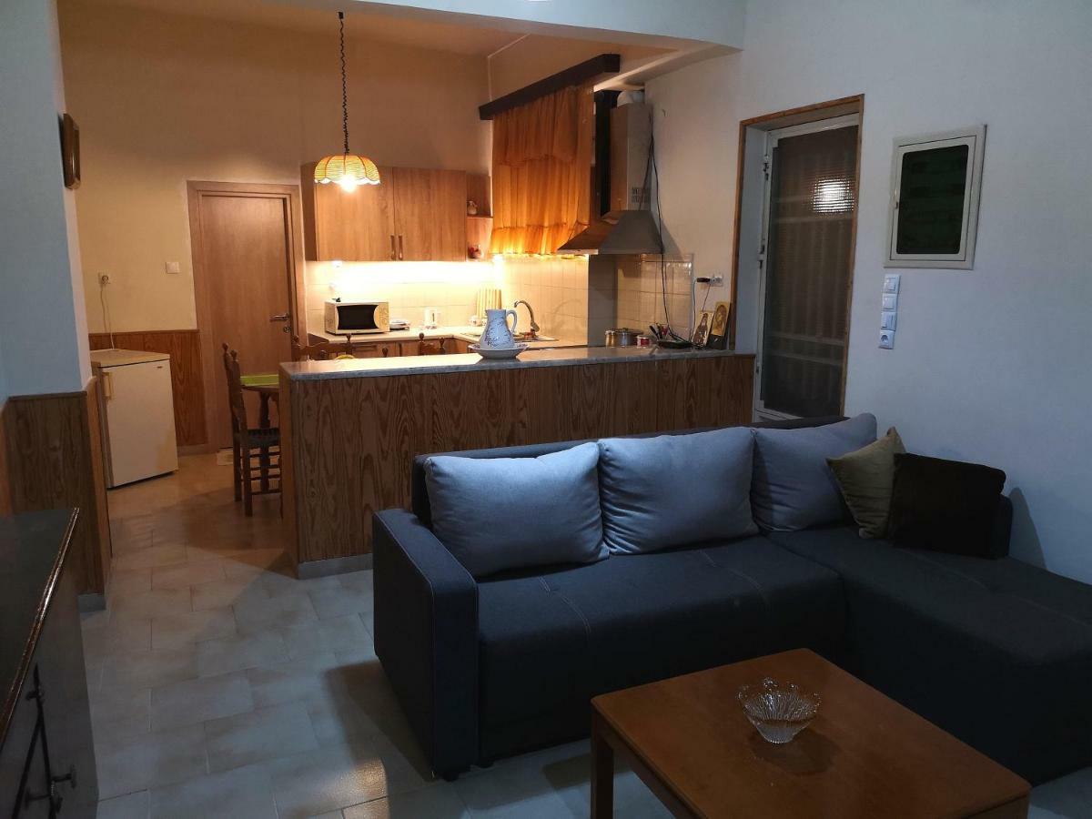 Leonidas Private Apartment In Spárti Eksteriør bilde